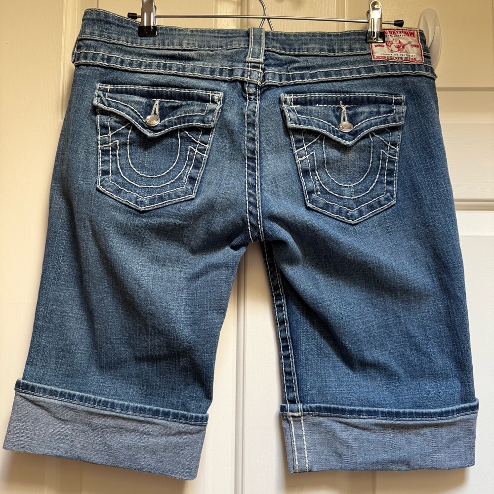 TRUE RELIGION Disco Sophie Big T Bermuda Jean Shorts womens size 32